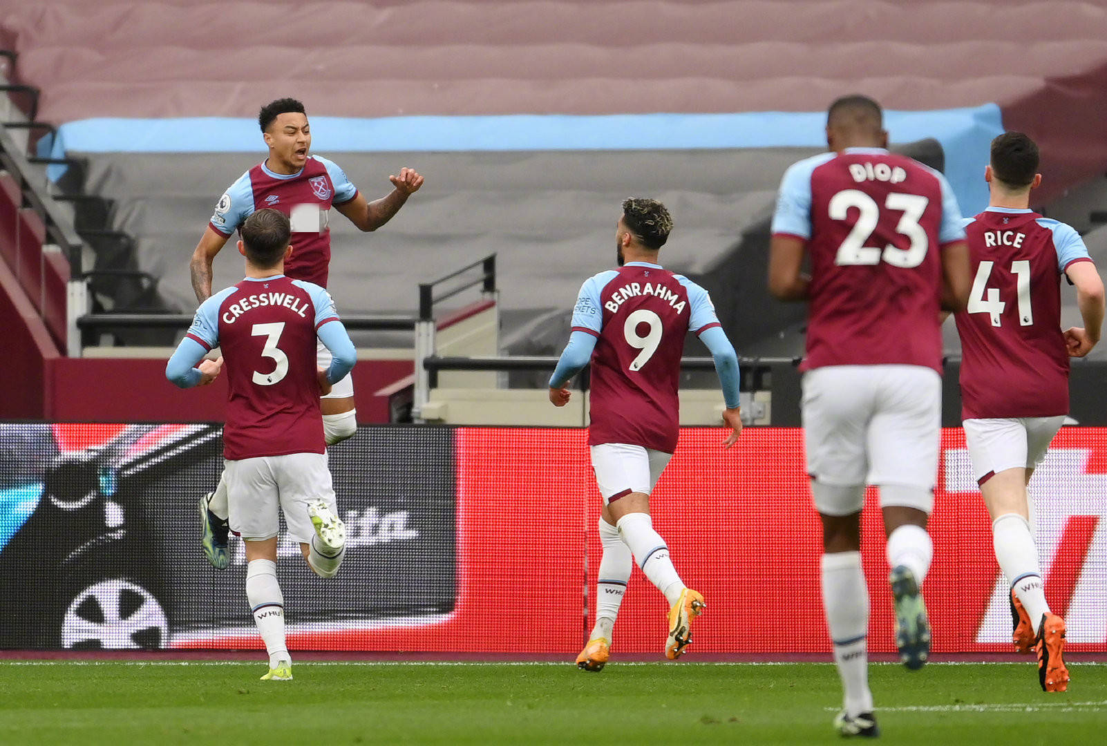 他们最近在 他们最近在